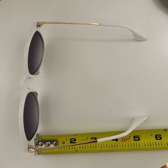 Ray-Ban White Sunglasses with Brown Case - Picture 4 of 4